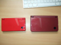 DSi-DSiXL-Größenvergleich-1 DSi-DSiXL-Größenvergleich-1