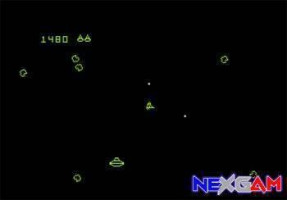 Asteroids-Deluxe-1