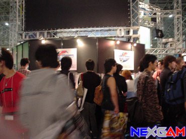 small-2003-09-26-small-SNK-Playmore-auf-der-TGS-2003-in-Tokyo-3